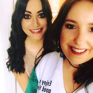 Meet your Posher, Danielle